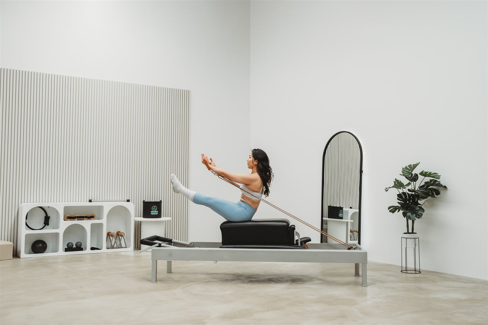 Discover the New Trend: Why Classical Pilates is Becoming the Go-To Method for Serious Pilates Enthusiasts