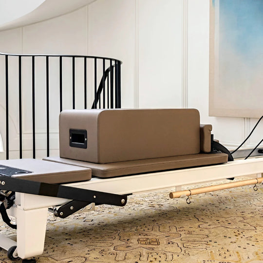 Pravéon Curved Edge Sitting Box