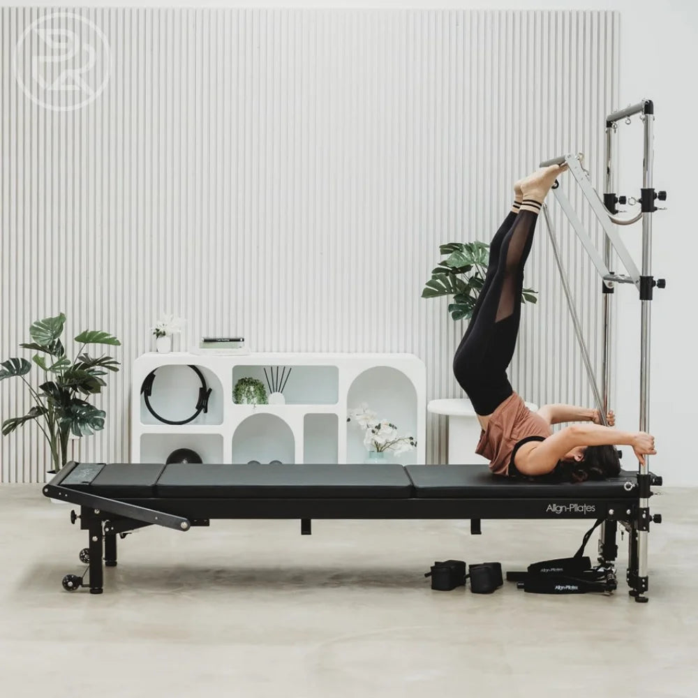 C8-Raven Reformer with Half Trapeze